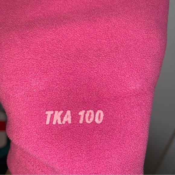 The North Face Women’s Pullover - Picture 5 of 6